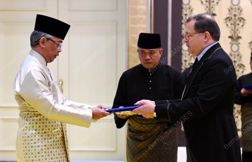 KL32_21032019_AGONG_BN201903204016