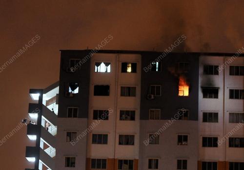 KL32_22072014_FIRE