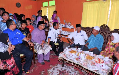 TAN SRI MUHYIDDIN YASSIN