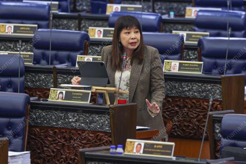 LIM HUI YING