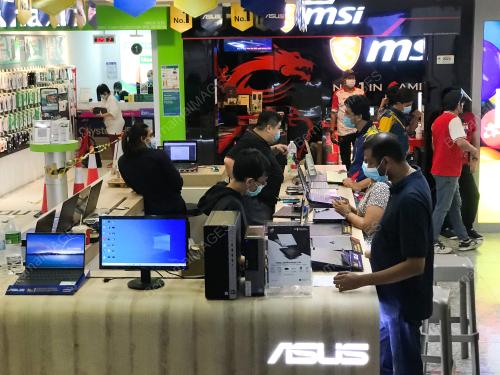 TINJAUAN ORANG RAMAI MEMBELI KOMPUTER RIBA PdPR