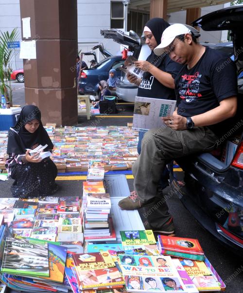 KL32_23032013_BUKU_KERETA