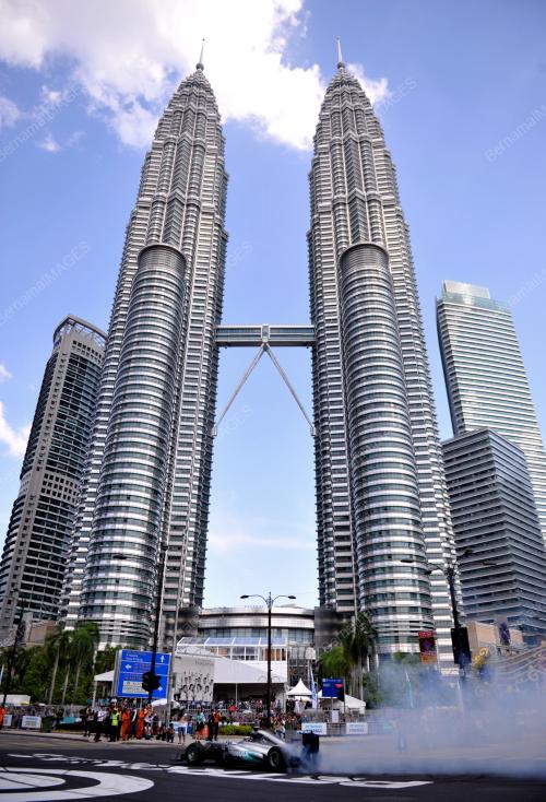 KL32_23032014_PETRONAS