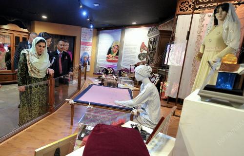 KL32_23062014_LAWATAN