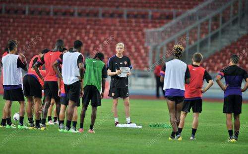 KL32_23072012_ARSENAL_LATIHAN6