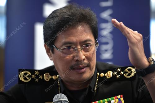 DATUK SERI AZAM BAKI