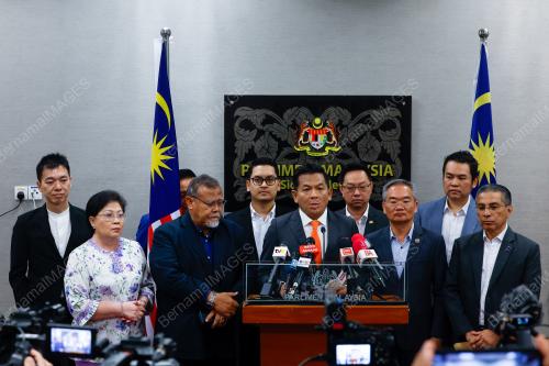 DATUK MOHD SHAHAR ABDULLAH