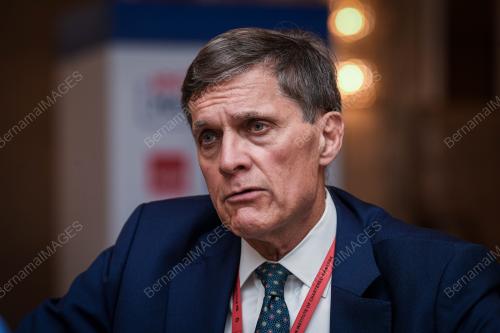 DR JONATHAN BREWER
