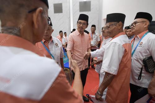 MUHAMMAD KAMIL ABDUL MUNIM