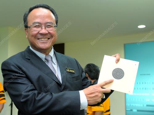 KL32_23102013_MENEMBAK