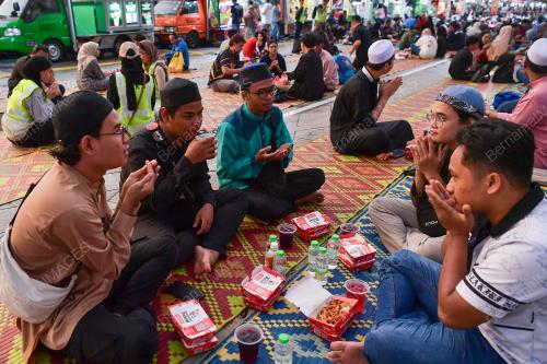 IFTAR DI KUALA LUMPUR