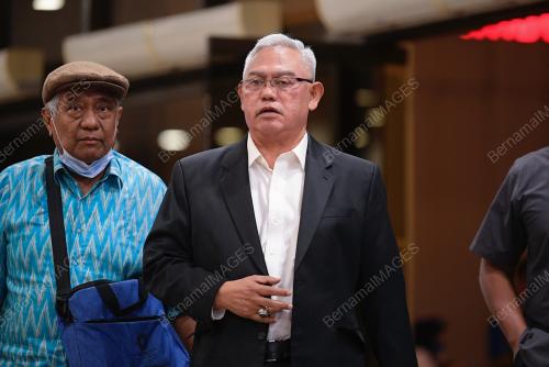 TAN SRI NOH OMAR