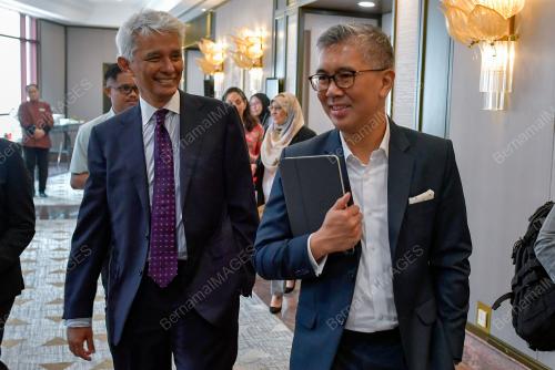 DATUK SERI ZAFRUL ABDUL AZIZ