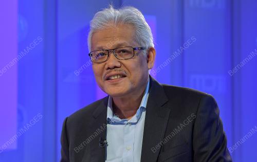 DATUK SERI HAMZAH ZAINUDDIN