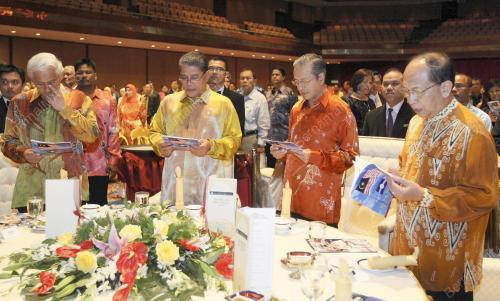 TUN DR MAHATHIR MOHAMAD