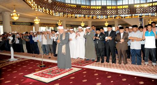 KL32_25062013_JAMIL_SOLAT