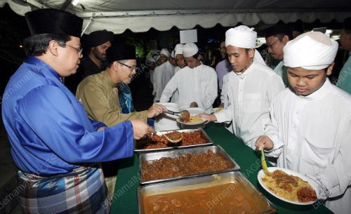 ZULKIFLI OMAR