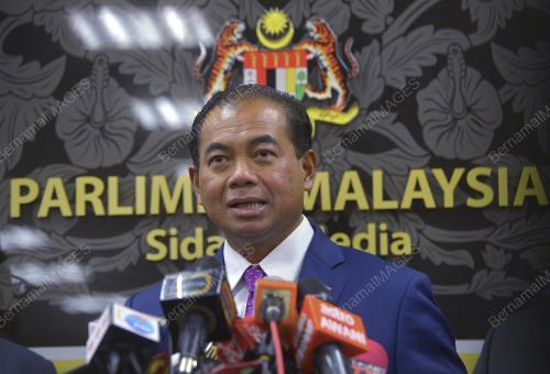 KL32_27032017_PARLIMEN