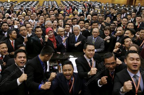 KL32_27072016_PARLIMEN