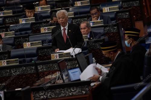 DATUK SERI ISMAIL SABRI YAAKOB