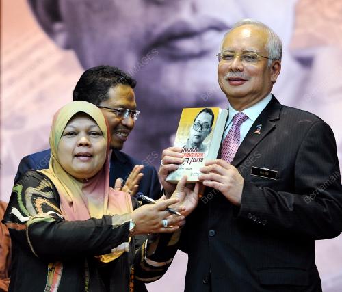 DATUK SERI MOHD NAJIB TUN ABDUL RAZAK
