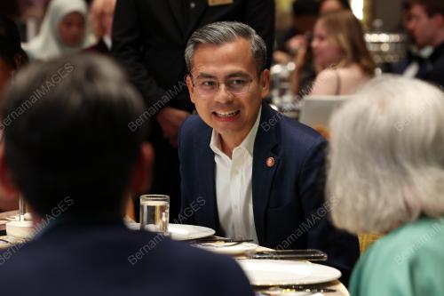 FAHMI FADZIL