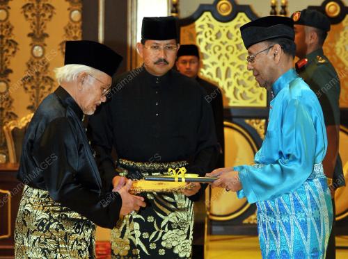KL32_28022014_AGONG