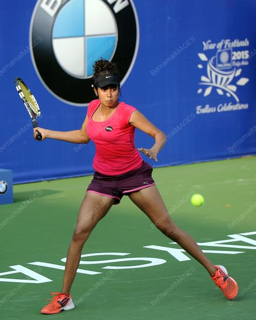 KL32_28022015_TENNIS_BMW