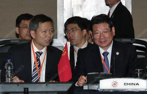 KL32_28092015_AMMTC