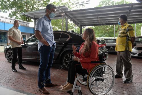 TENGKU DATUK SERI ZAFRUL TENGKU ABDUL AZIZ