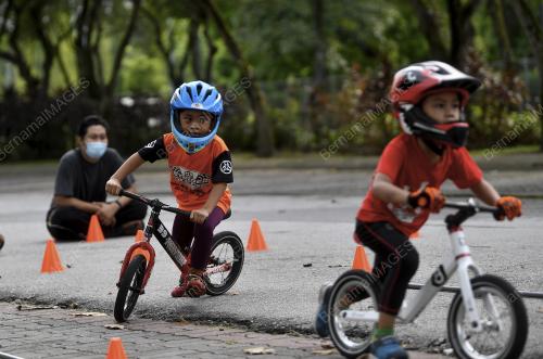 BASIKAL IMBANG 'PUSH BIKE'