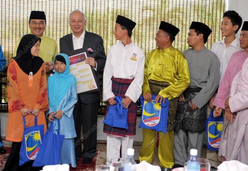 DATUK SERI MOHD NAJIB TUN ABDUL RAZAK