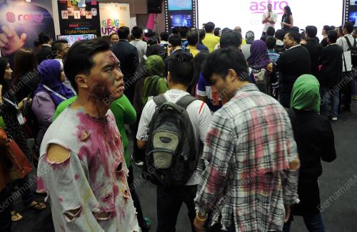 KL32_29082015_CONVERGE_ZOMBIES