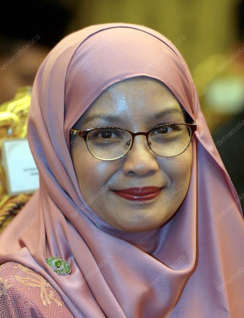 KL32_30012017_PERLANTIKAN_HAKIM