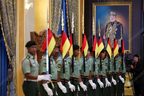 RAPTAI ISTIADAT HARI KEPUTERAAN