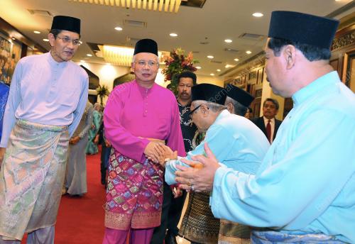KL32_30082012_MAJLIS_KAWIN