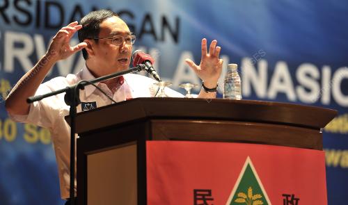 KL32_30092012_GERAKAN