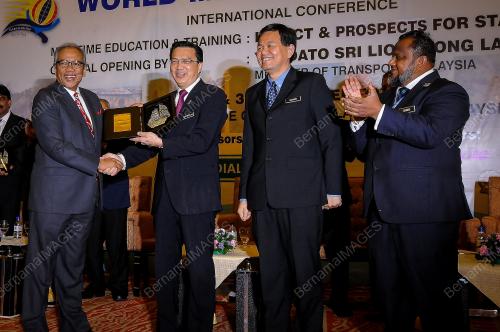 KL32_30102015_MARITIM