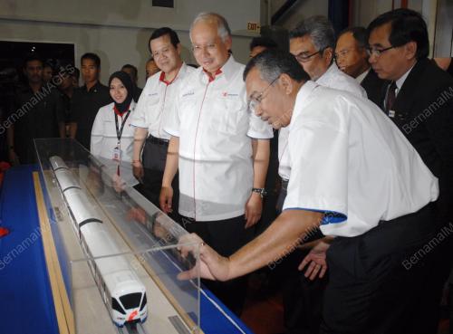 MOHD NAJIB TUN ABDUL RAZAK