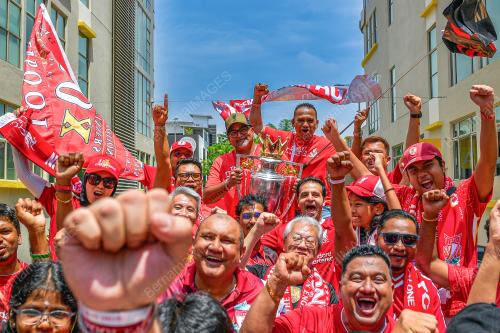 LIVERPOOL FC EPL CHAMPIONS 2025