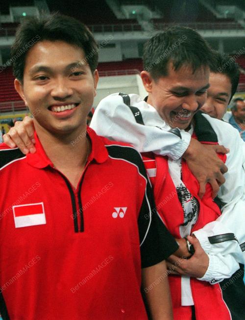 KL33-10_05_2000_3_SINGLES_INDON_07012016