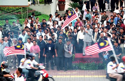 KL33-17_08_2000_MAHATHIR-MO_12012016