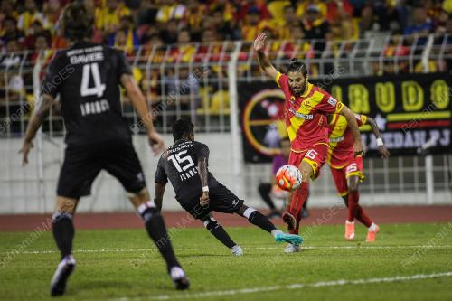 KL33_01032016_BOLA