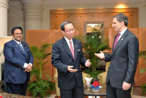 TAN SRI DR KOH TSU KOON