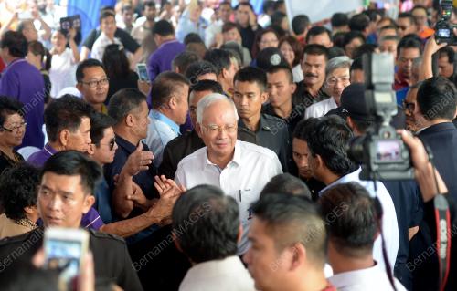 KL33_02042015_PM_KREDIT_PENJAJA