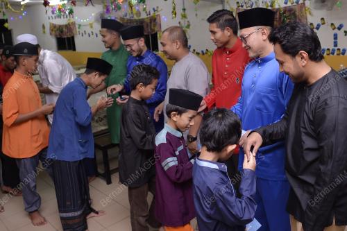 KL33_02062018_PFAM_BN201806019828