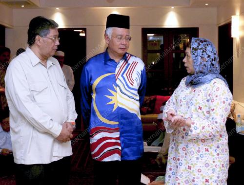 MOHD NAJIB TUN ABDUL RAZAK