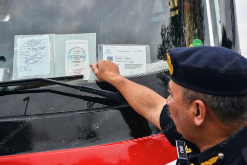 OPERASI BERSEPADU BAS PELANCONGAN
