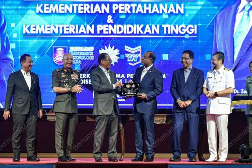 DATUK SERI MOHAMED KHALED NORDIN