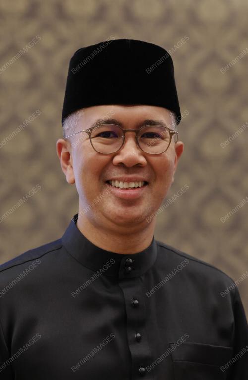 TENGKU DATUK SERI ZAFRUL TENGKU ABDUL AZIZ